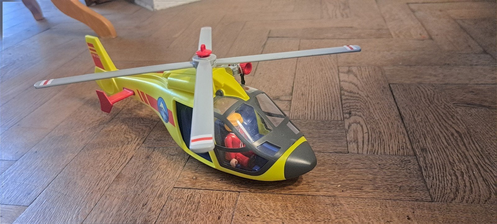 Hélicoptère  playmobil, Enlèvement