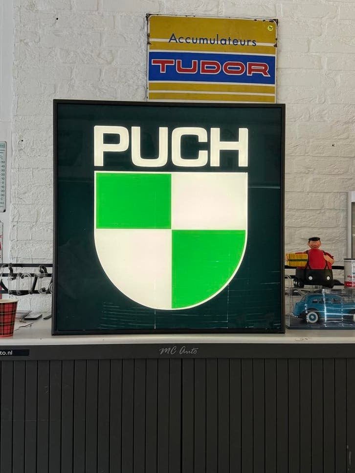 Vintage Puch Reclame Lichtbak - Reclamebord, Verzamelen