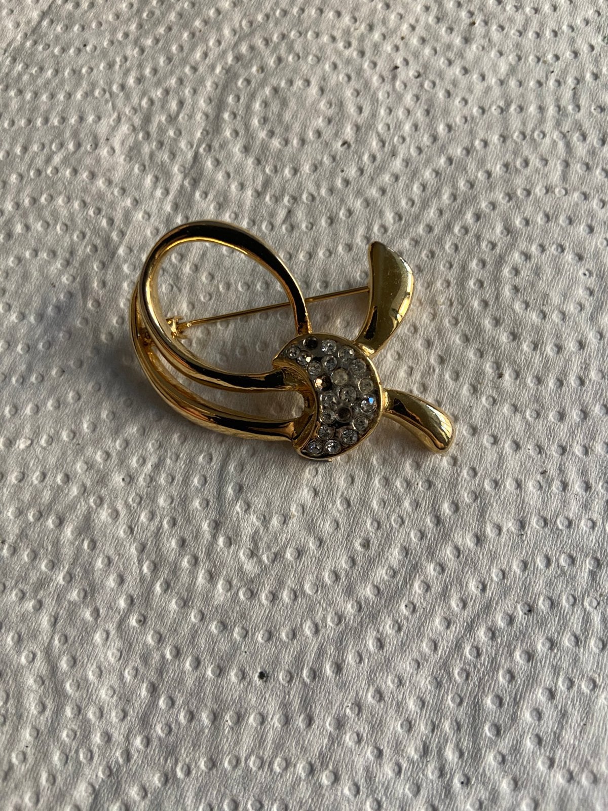 Deze twee prachtige spelden zijn orgineel oud, Handtassen en Accessoires, Broches, Ophalen, Zo goed als nieuw