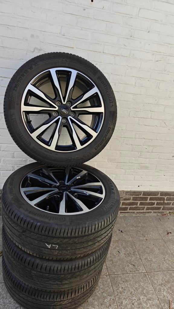 Te koop originele ford kuga zomerset 18 inch, Auto-onderdelen, Banden en Velgen, Banden en Velgen, Zomerbanden, 18 inch, 235 mm