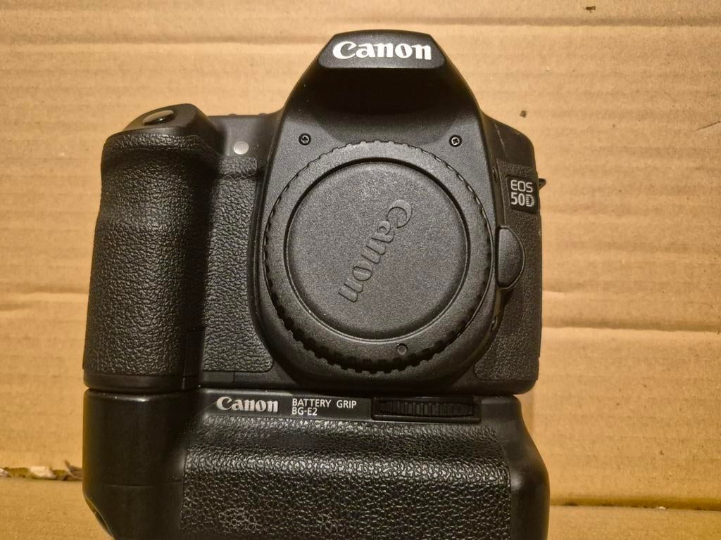 Canon eos 50 D body + battery pack, Ophalen of Verzenden, Canon