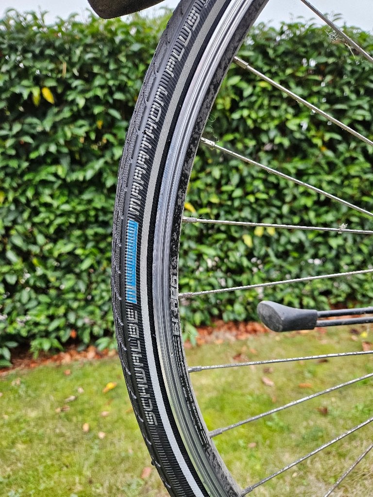 Sportieve heren fiets (te herstellen) + nieuwe stukken, 28 inch, Gebruikt, Vering, Velgrem