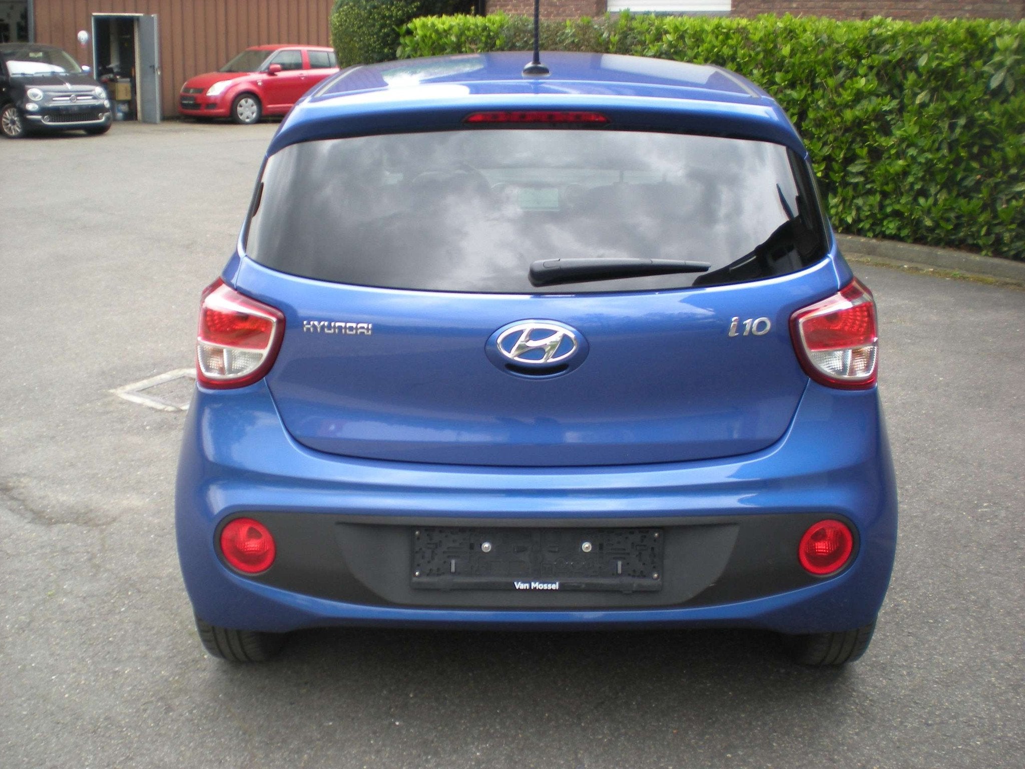 Hyundai i10 AUTOMATIQUE 1.0i +NAVIGATION (bj 2020), Stof, Gebruikt, Blauw, 952 kg