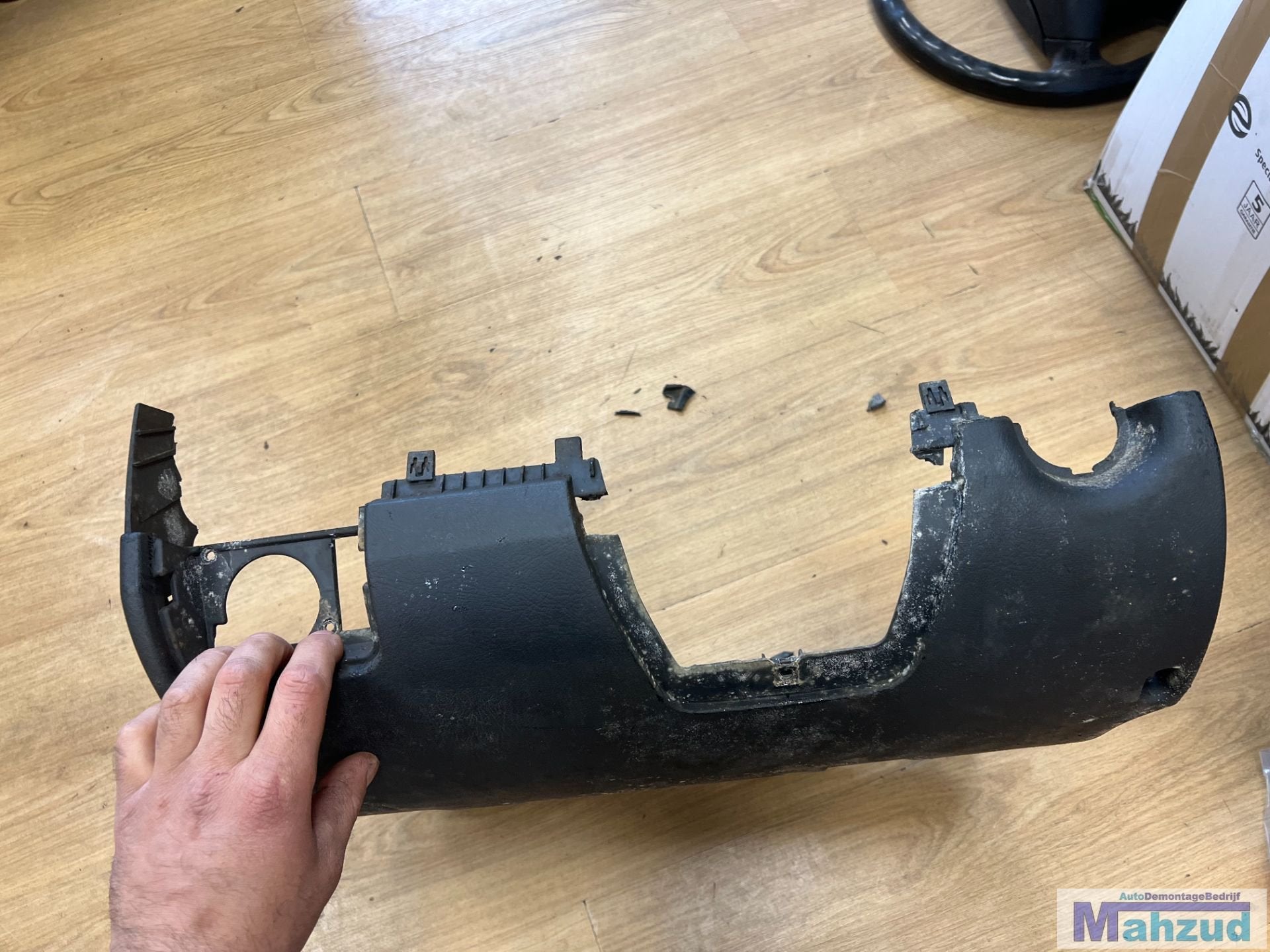 MERCEDES SLK R170 zwart onder afdekkap stuurkolom, Auto-onderdelen, Gebruikt, Mercedes-Benz AG, Mercedes-Benz, Mercedesstrasse 120
70372  Stuttgart, DE
