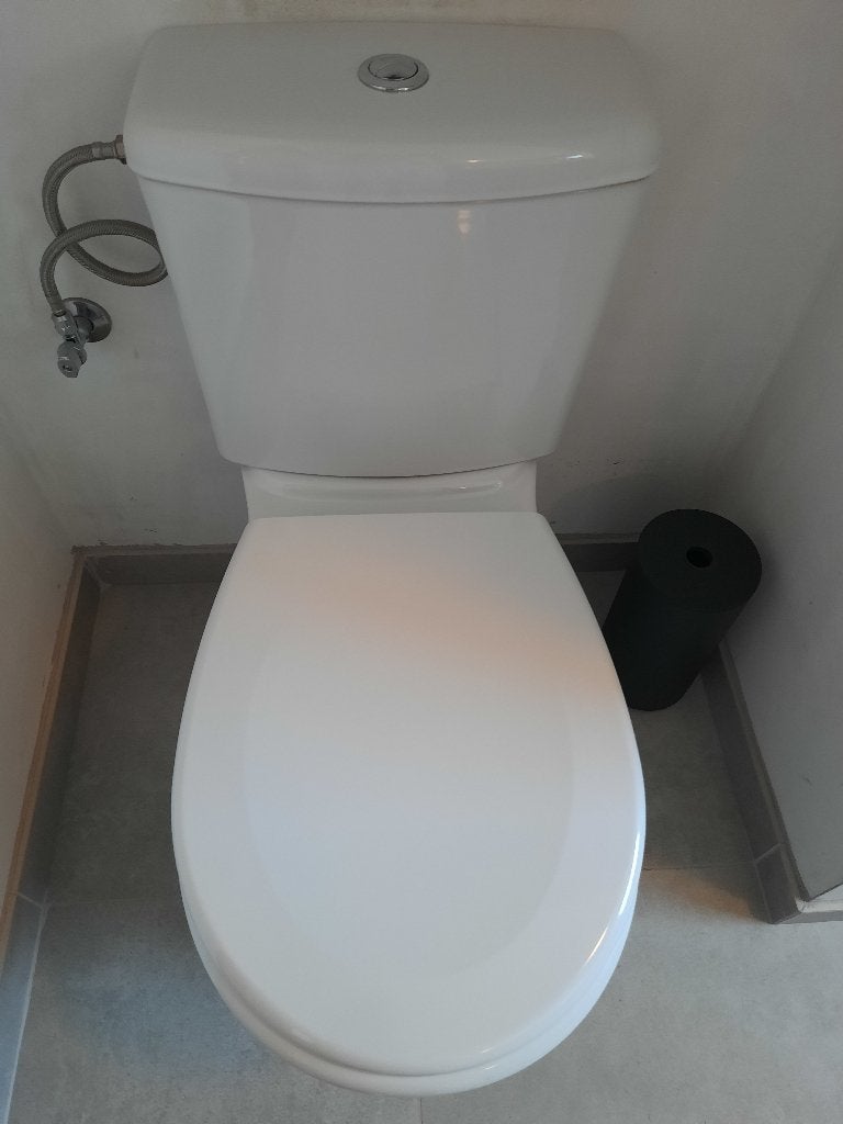 WC (2 stuks) Vitra (2021) in perfecte staat., Doe-het-zelf en Bouw, Sanitair, Ophalen, Gebruikt, Toilet