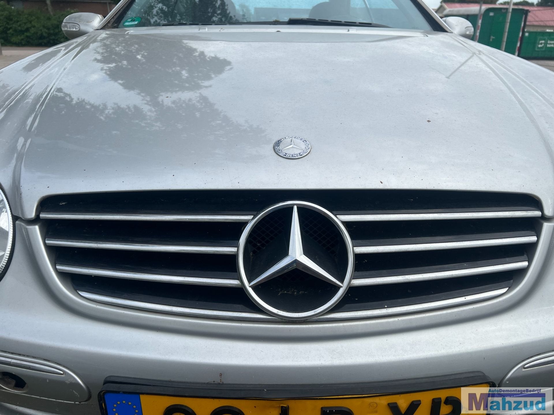 MERCEDES CLK W209 grille 2002-2009, Gebruikt, Mercedes-Benz AG, Mercedes-Benz, Mercedesstrasse 120
70372  Stuttgart, DE