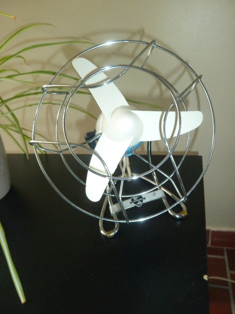 ventilator tafelmodel 1960 made in Holland TV7, Elektronische apparatuur, Ventilatoren, Ophalen of Verzenden, Zo goed als nieuw