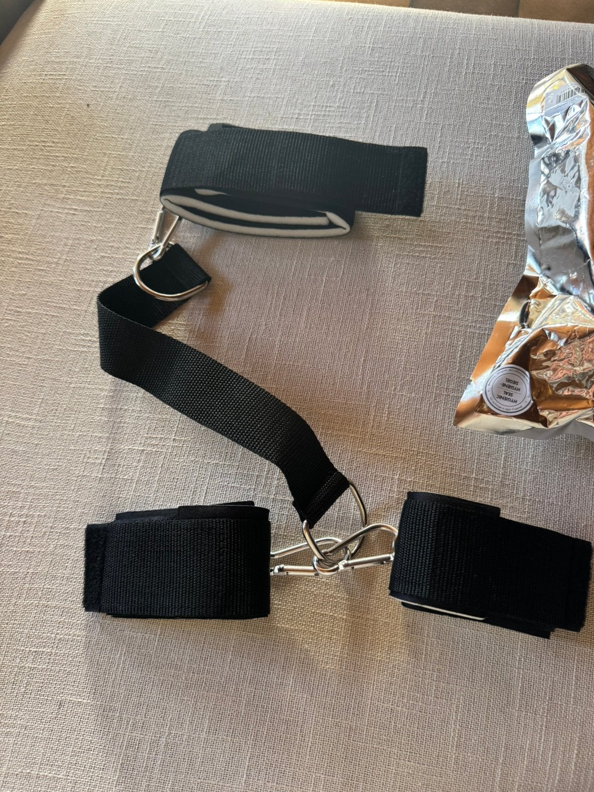 Zwarte verstelbare bondage-set met metalen bevestigingen, Sport en Fitness, Ophalen of Verzenden, Nieuw