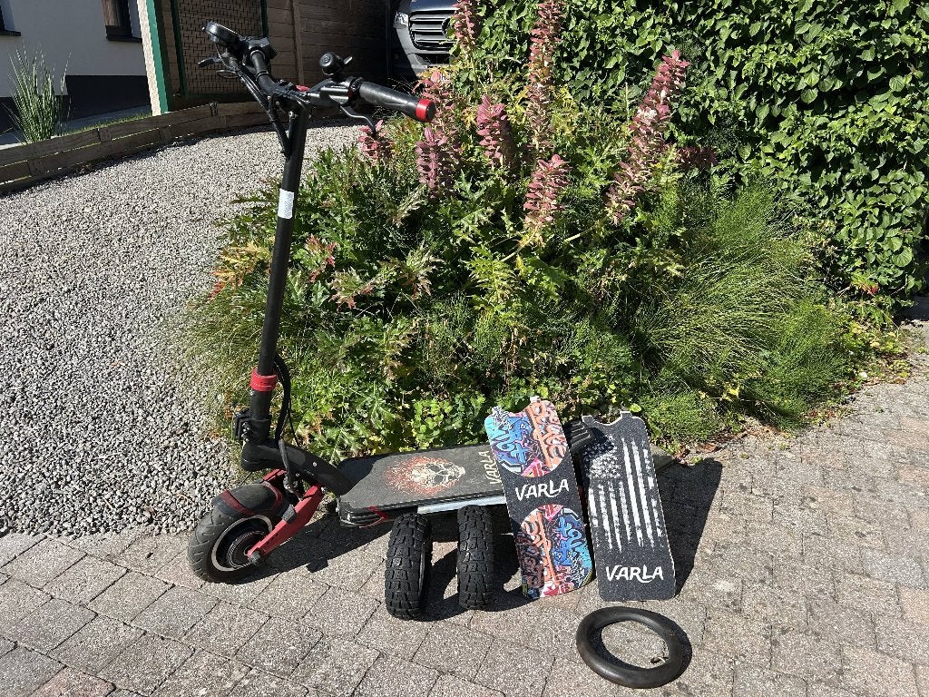 Varla eagle one AT scooter, Fietsen en Brommers, Ophalen, Gebruikt, Elektrische step (E-scooter), Volare