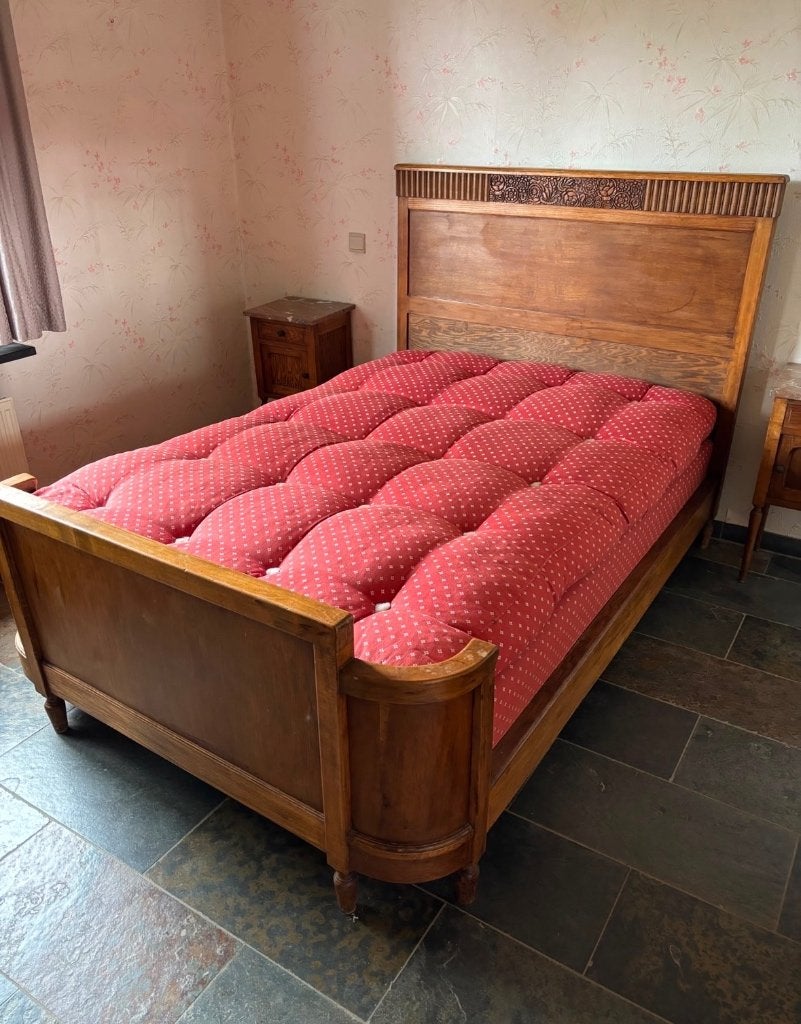 Antieken slaapkamer, Ophalen