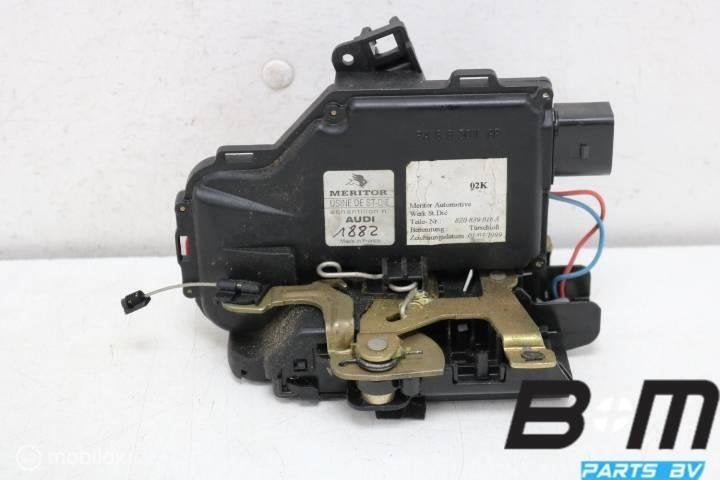 Portierslot rechtsachter Audi A2 8Z0839016A, Gebruikt