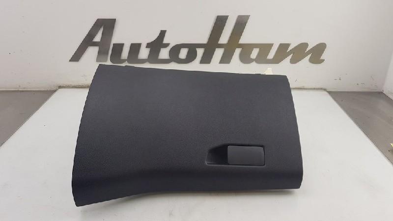 COMPARTIMENT A GANTS Peugeot 308 (L3 / L8 / LB / LH / LP), Utilisé, Peugeot