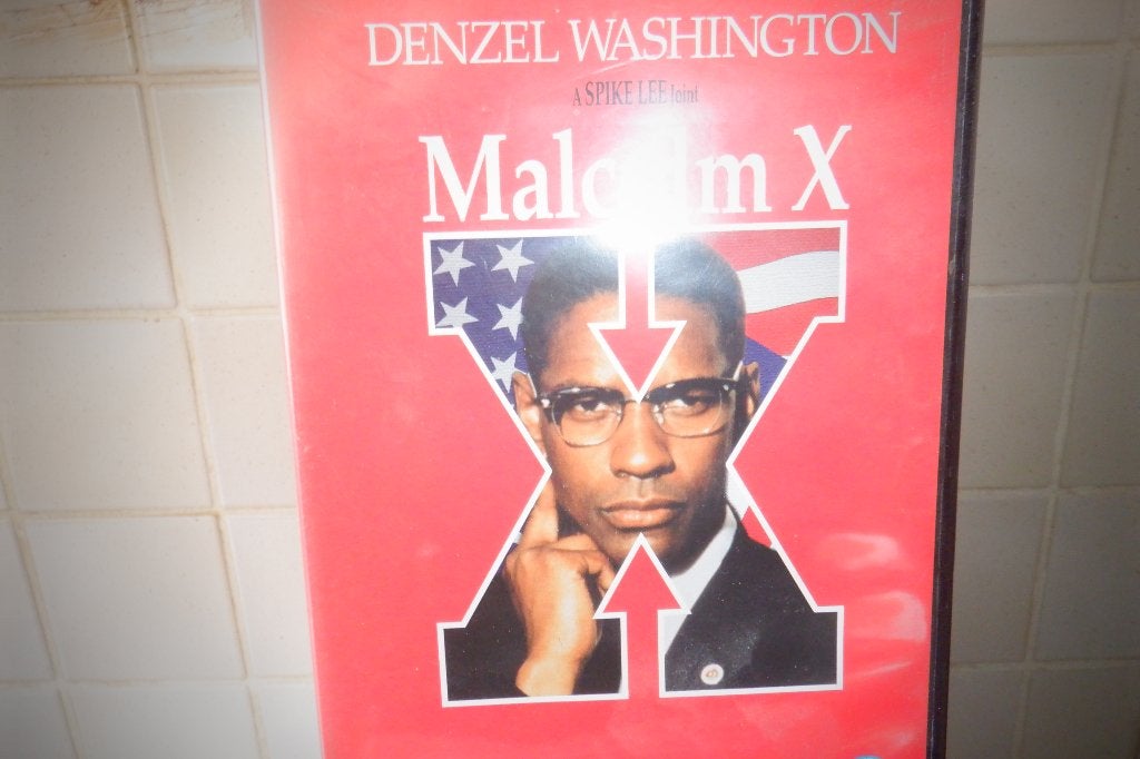 DVD Malcolm X.(Denzel Wasgington), CD & DVD, DVD | Drame, Comme neuf, Drame historique, À partir de 12 ans, Envoi
