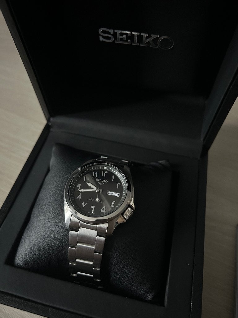 Montre Seiko Arabic Dial, Neuf, Seiko, Acier, Enlèvement