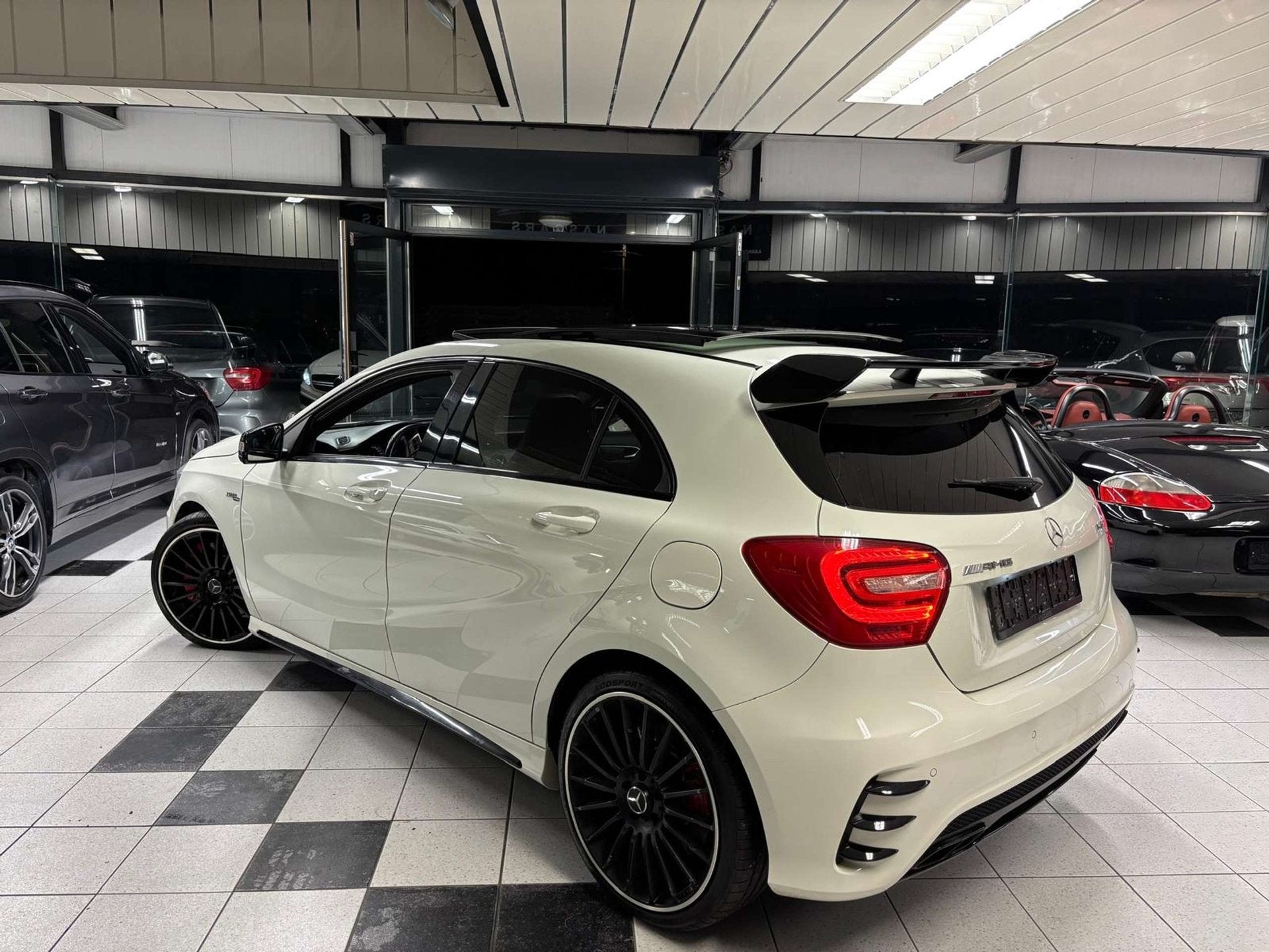 Mercedes-Benz A 45 AMG A 45 AMG 4-Matic, Auto's, Automaat, Gebruikt, 4 cilinders, Alcantara