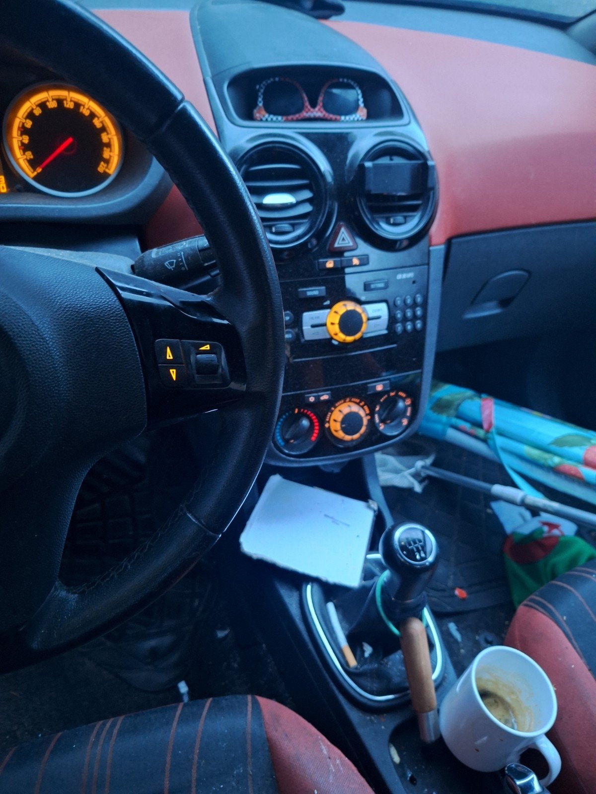 opel corsa export, Voorwielaandrijving, Euro 5, Stof, Zwart