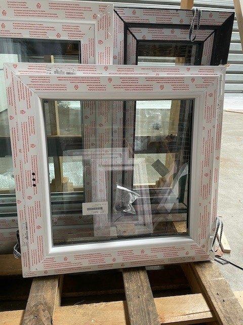 Fenêtres portes PVC budget garage abri jardin en stock, Neuf, Double vitrage, Enlèvement ou Envoi, Fenêtre de façade ou Vitre