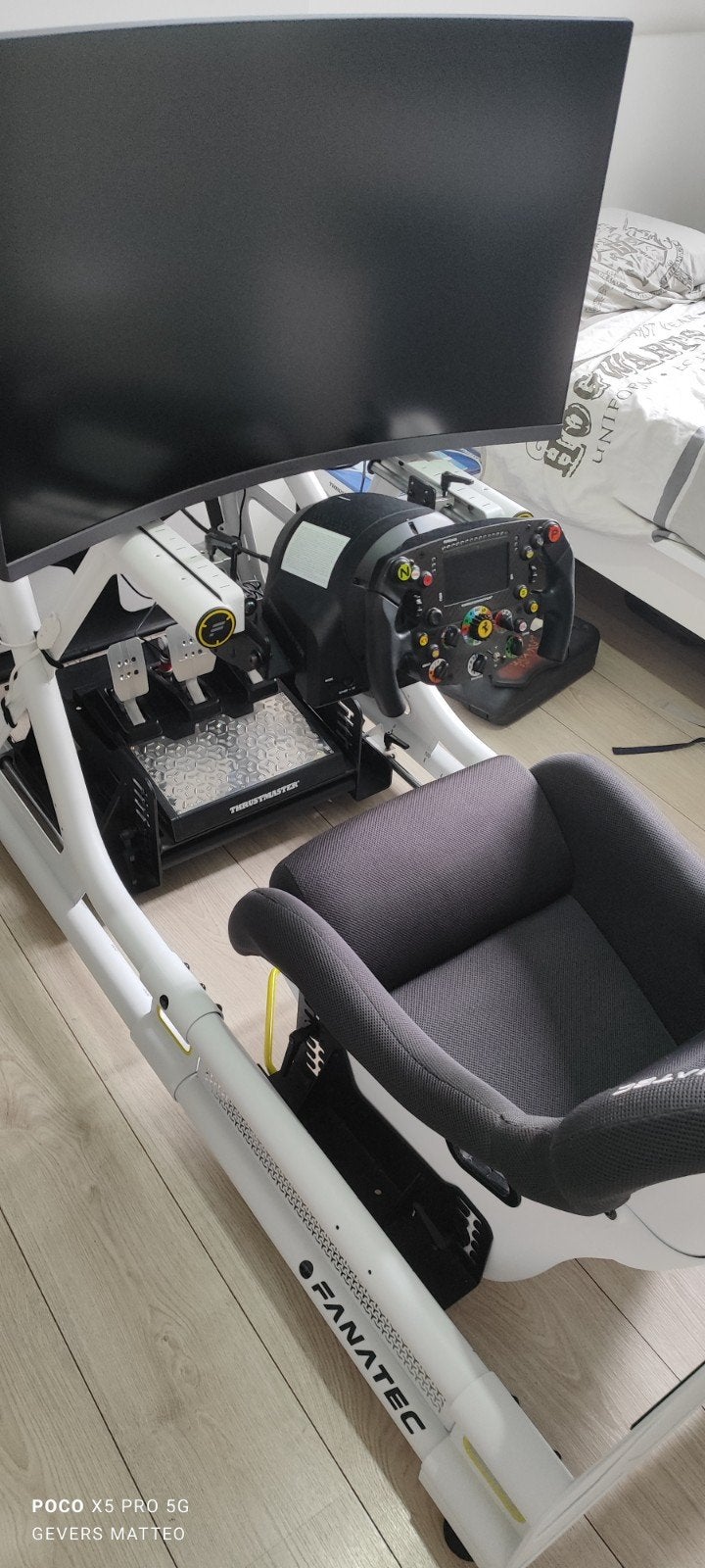 thrustmaster sim racing bundle, Games en Spelcomputers, Ophalen of Verzenden, Zo goed als nieuw, Simulatie