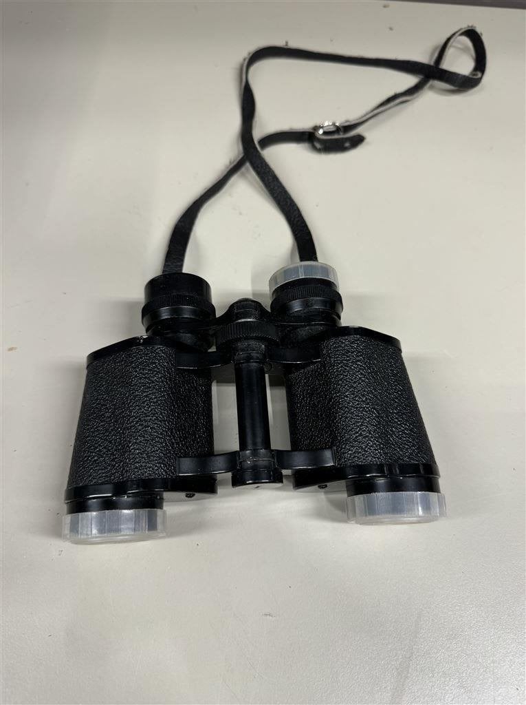 Verrekijker - Yashica 8 x 30 prismatic binoculars, Audio, Tv en Foto, Optische apparatuur | Verrekijkers, Ophalen of Verzenden