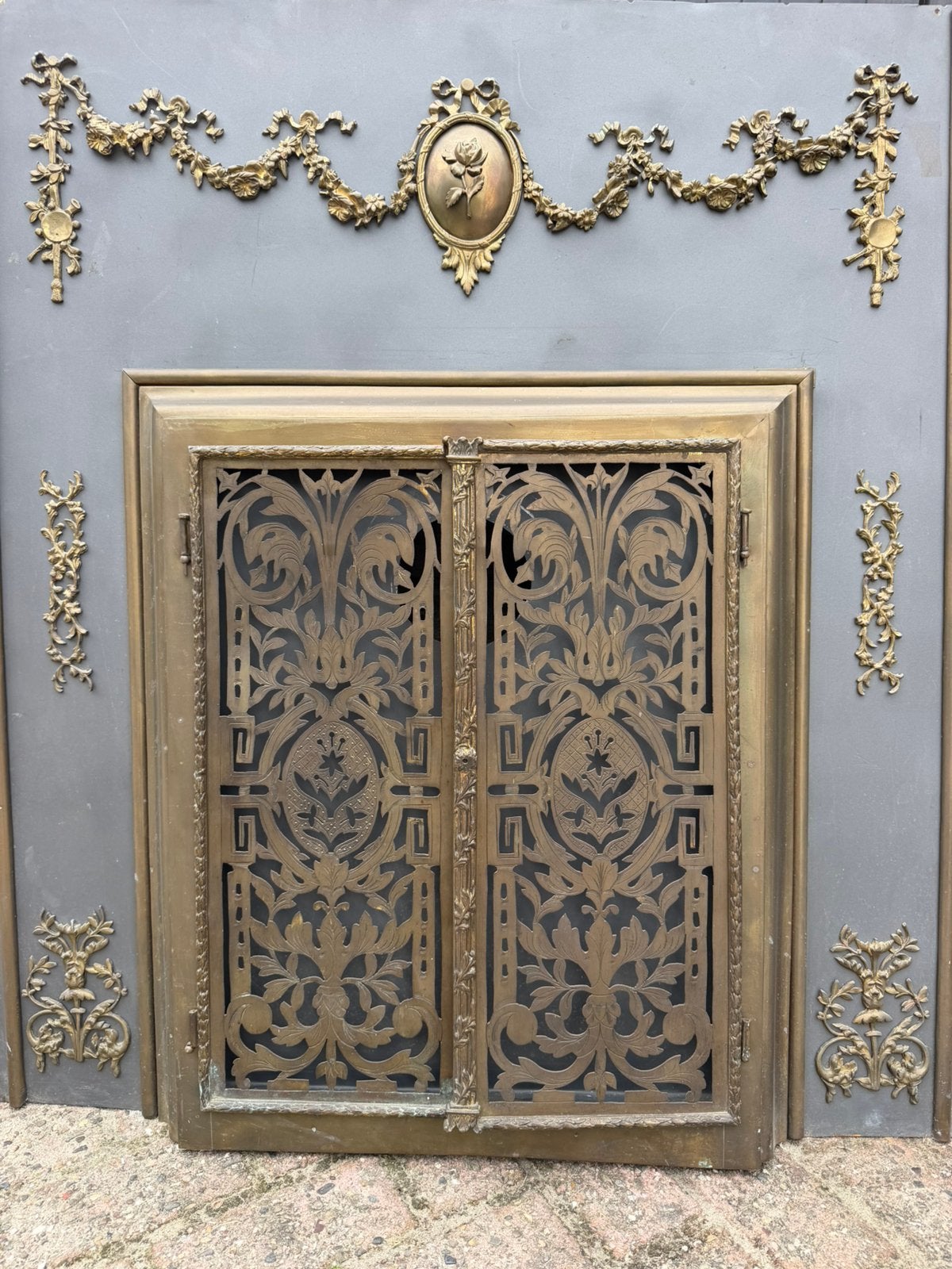 Belle cheminée ancienne unique, Enlèvement, Cuivre