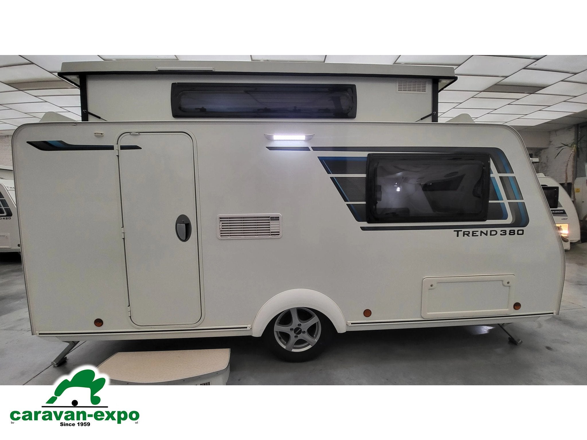 SILVER SILVER TREND 380, Caravanes & Camping, Caravanes, Autres marques, 750 - 1000 kg, Jusqu'à 3, 4 à 5 mètres
