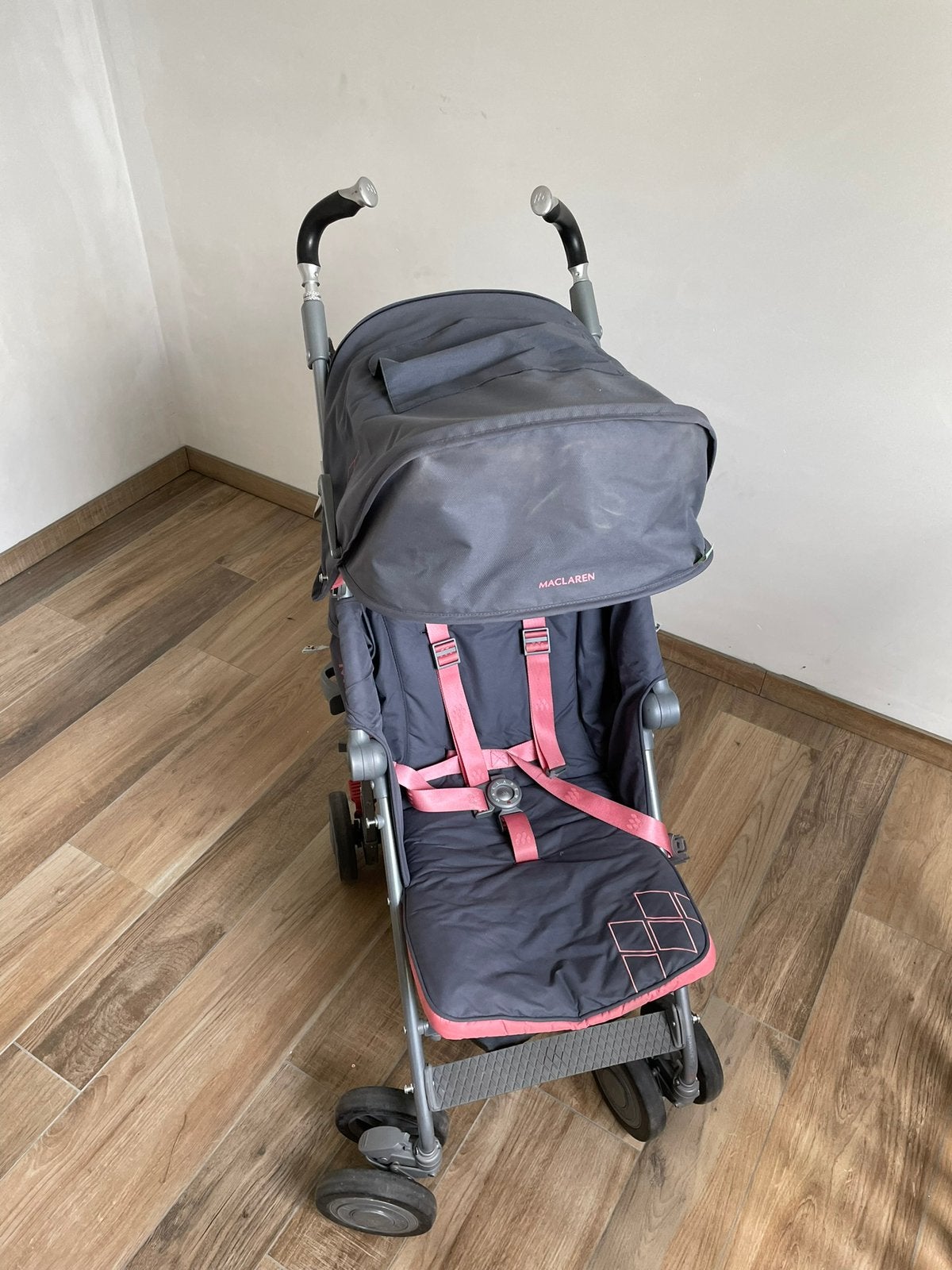Maclaren kinderbuggy, Ophalen, Zo goed als nieuw, Maclaren