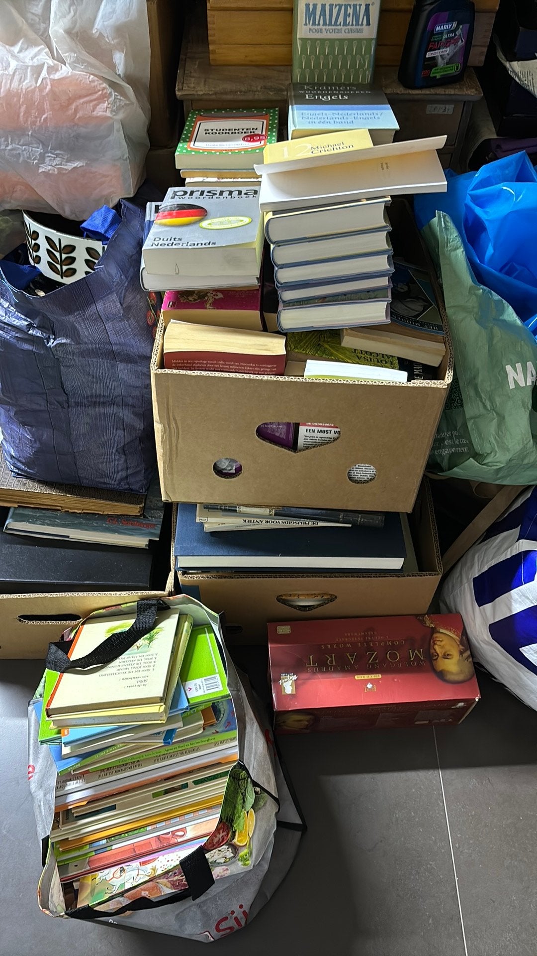 Bulk aan boeken te koop, Ophalen, Gelezen