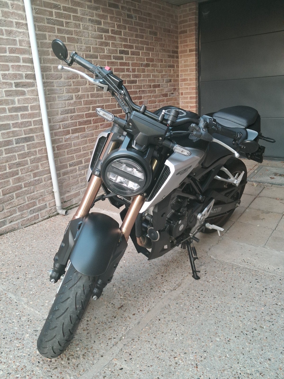 Honda cb 125 r, ABS, Occasion, Jusqu'à 11 kW, Particulier