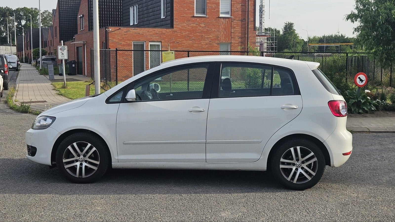Volkswagen Golf 6 Plus, Autos, Opel, Particulier, Bluetooth, Phares antibrouillard, Capteur de stationnement, Diesel, Enlèvement