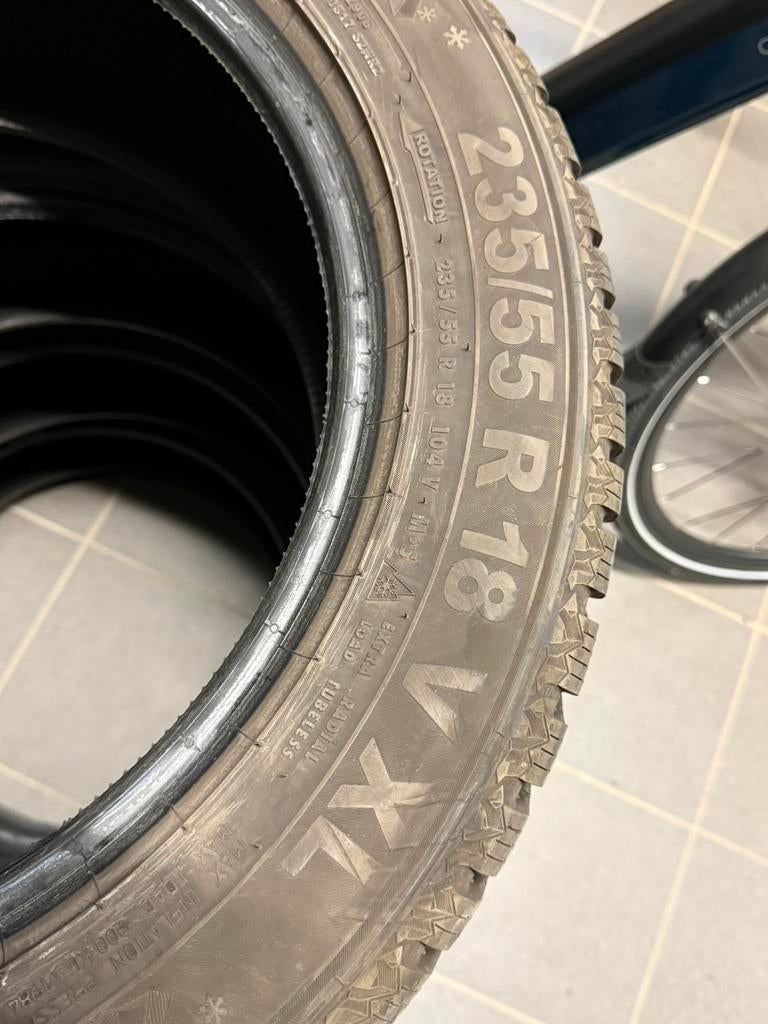 Pneus Hiver 235/55 R18 104V M+S, Auto-onderdelen, Banden en Velgen, Ophalen, 18 inch, Gebruikt, Winterbanden