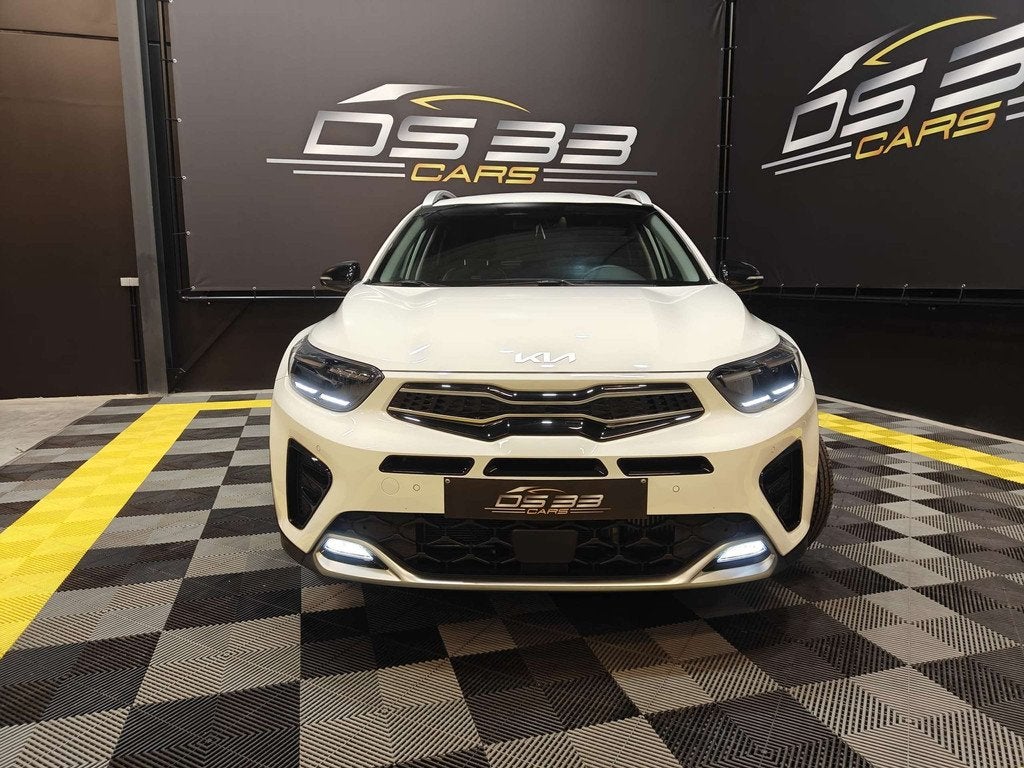 Kia Stonic Stonic 1.0 AUTOMAAT GT/Leder/Keyles/CAM/DodeHoek, Auto's, Gebruikt, Zwart, https://public.car-pass.be/vhr/1ce0c09d-20a0-4b5a-84e3-df7af1a500fb