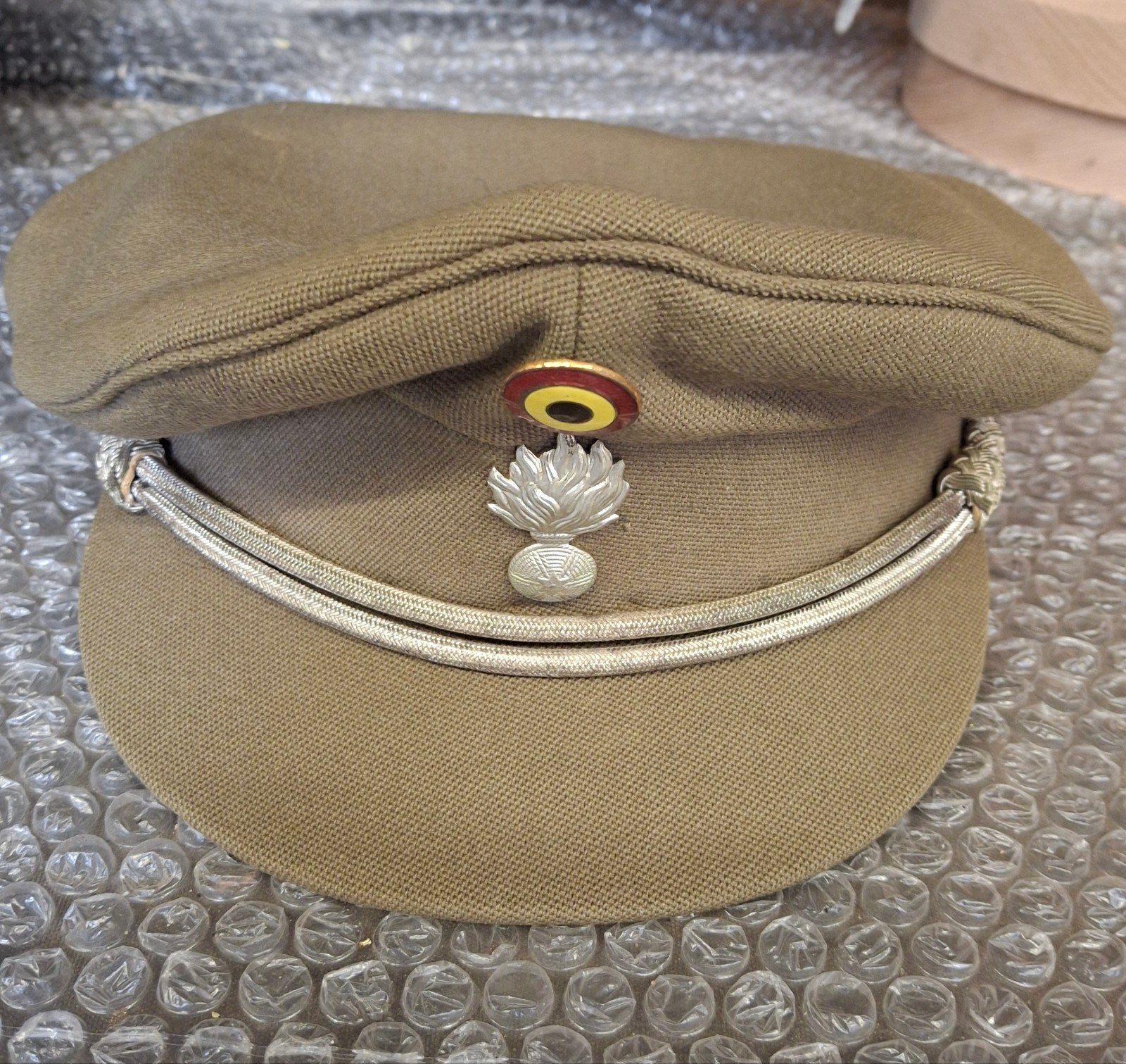 Kepie off grenadiers, Verzamelen, Militaria | Algemeen, Ophalen, Rijkswacht
