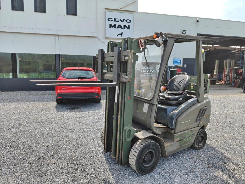Jungheinrich DFG 20 AK Side shift / Free-lift, Articles professionnels, Machines & Construction | Chariots élévateurs & Transport interne