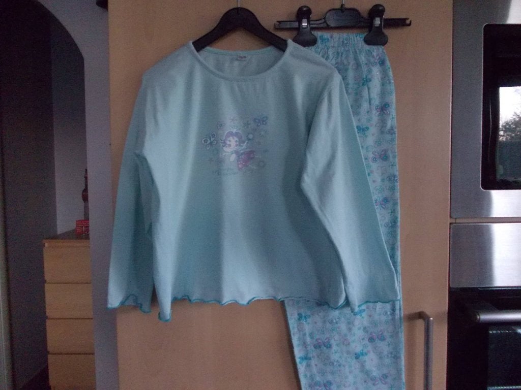 Pyjama Butterfly Express.  maat 122-128.  HEMA. Meisje., Nacht- of Onderkleding, Meisje, Ophalen of Verzenden, Zo goed als nieuw