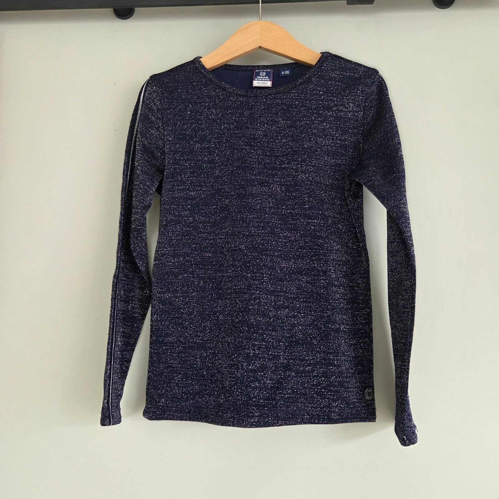 Shirt - 128 - Indian Blue Jeans, Kinderen en Baby's, Kinderkleding | Maat 128, Meisje, Ophalen of Verzenden, Zo goed als nieuw