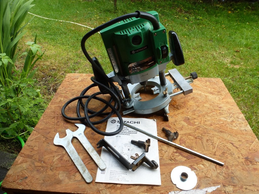 HITACHI BOVENFREES MACHINE TR12, Ophalen of Verzenden, Gebruikt, Bovenfrees, Hitachi