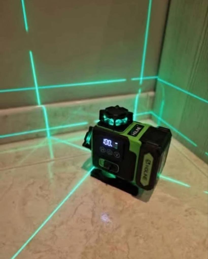 Niveau laser 16 Lignes NEUF, 2 batteries, télécommande..., Afstand