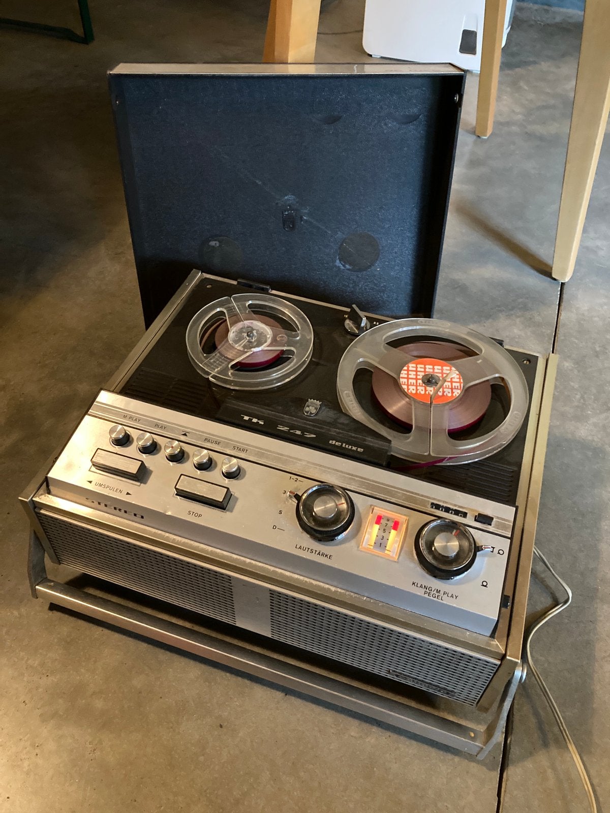 Bandrecorder Grundig - de Luxe, Audio, Tv en Foto, Bandrecorder, Ophalen, Defecte bandrecorder