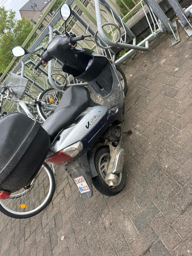 Tekoop peugeot v click Klasse A, Fietsen en Brommers, Ophalen, Gebruikt