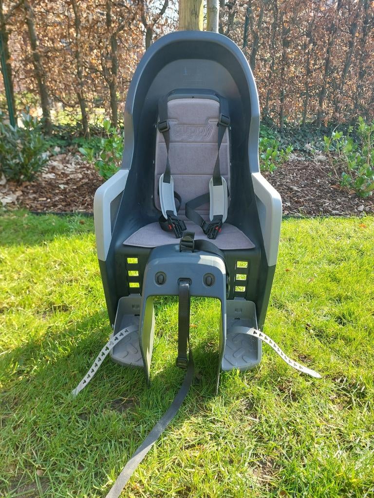 Polisport Guppy Maxi Dark, Ophalen