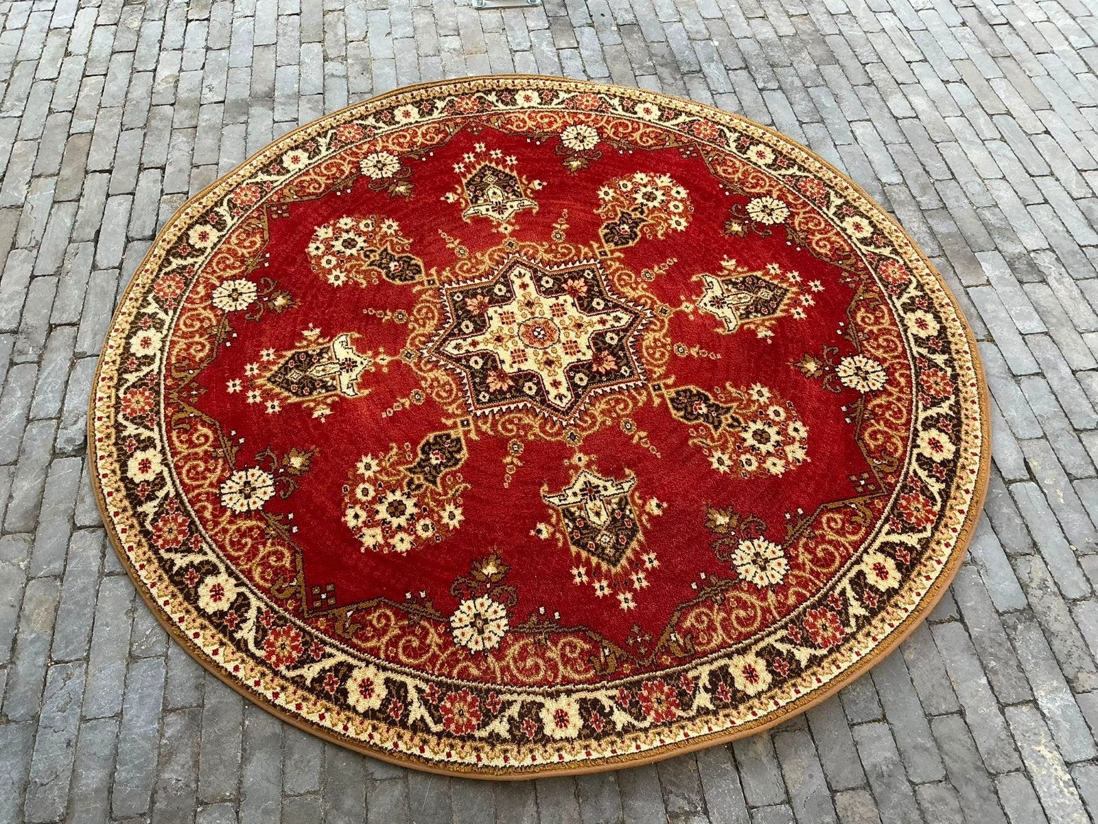 Tapis rond diamètre 145 cm Louis De Poortere, Enlèvement