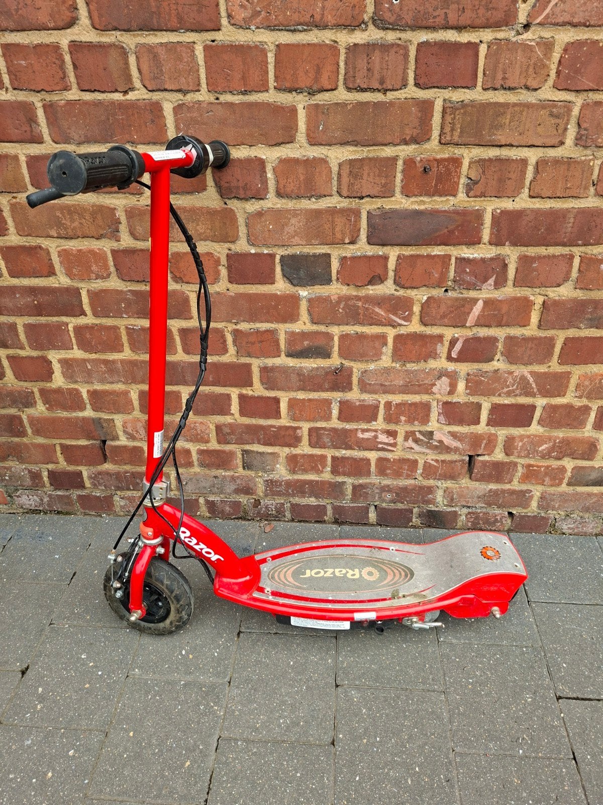 Petite trottinette électrique RAZOR sans chargeur, Vélos & Vélomoteurs, Trottinettes, Enlèvement