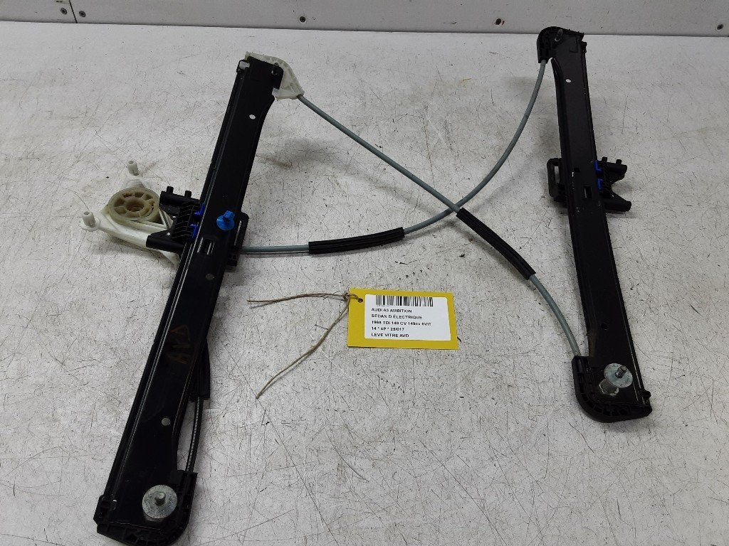 VITRE MECANISME AVANT DROIT Audi A3 Limousine (8VS / 8VM), Autos : Pièces & Accessoires, Auto-Union-Straße  1,
85057  Ingolstadt, DE