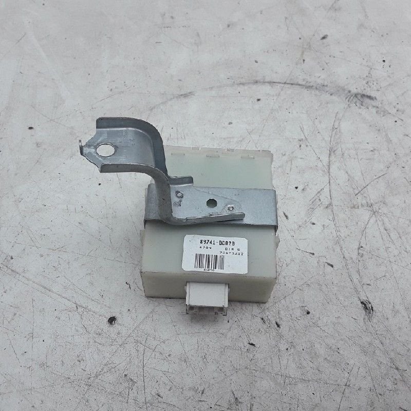 DIVERS RELAIS Toyota Yaris (P1) (|897410D020|), Utilisé, Toyota