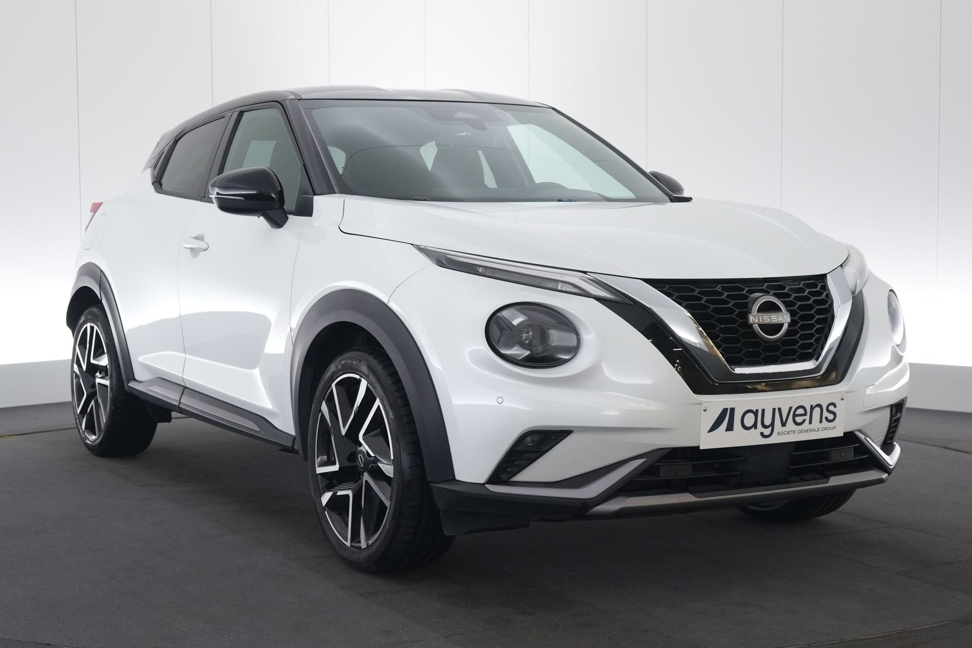 (2GUZ240) NISSAN JUKE, Auto's, Gebruikt, Wit, 5 zetels, 5 deurs