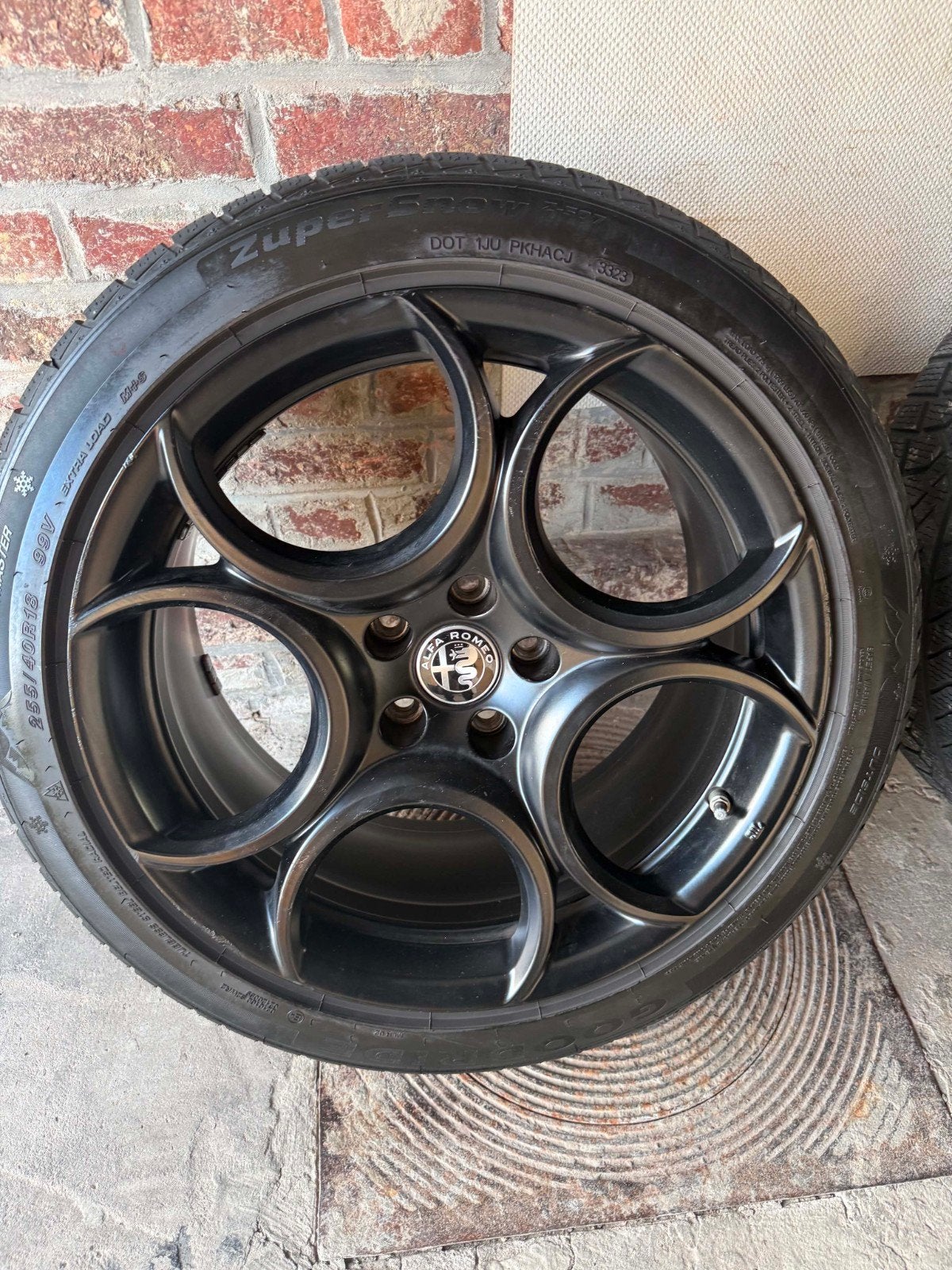 jantes 18 pouces alfa Romeo Giulia avec pneus neufs, Enlèvement ou Envoi, 18 pouces, Pneu(s)