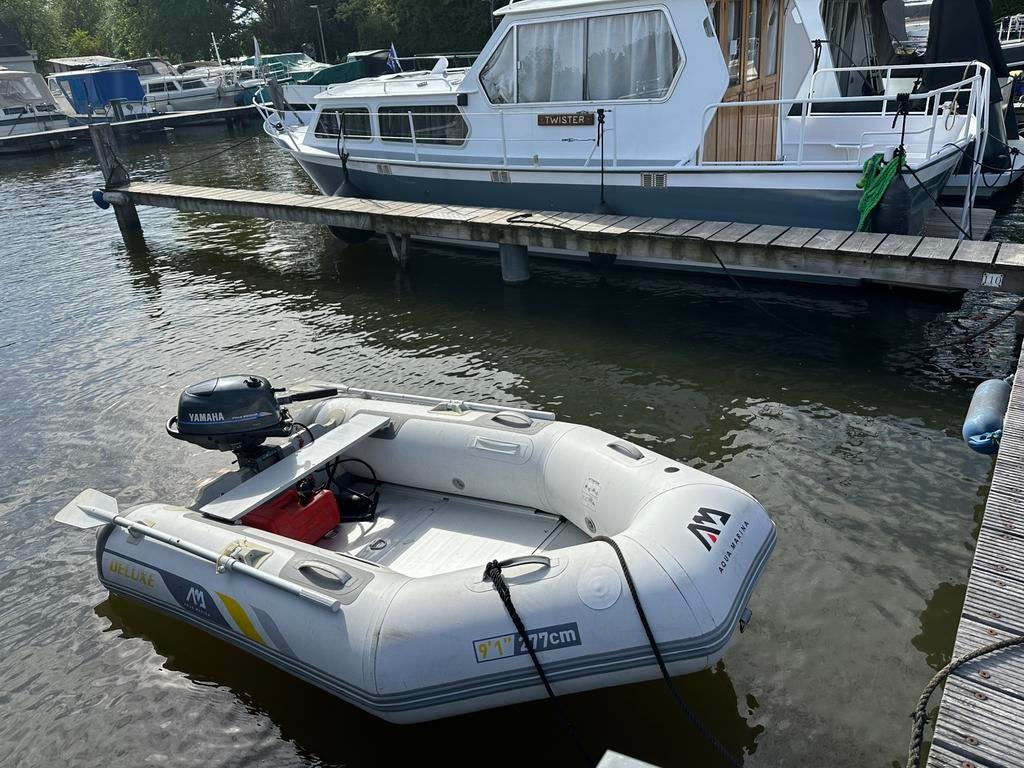 Rubberboot met bijna nieuwe 4pk originele Yamaha, Watersport en Boten, Ophalen, Zo goed als nieuw, Benzine, Yamaha