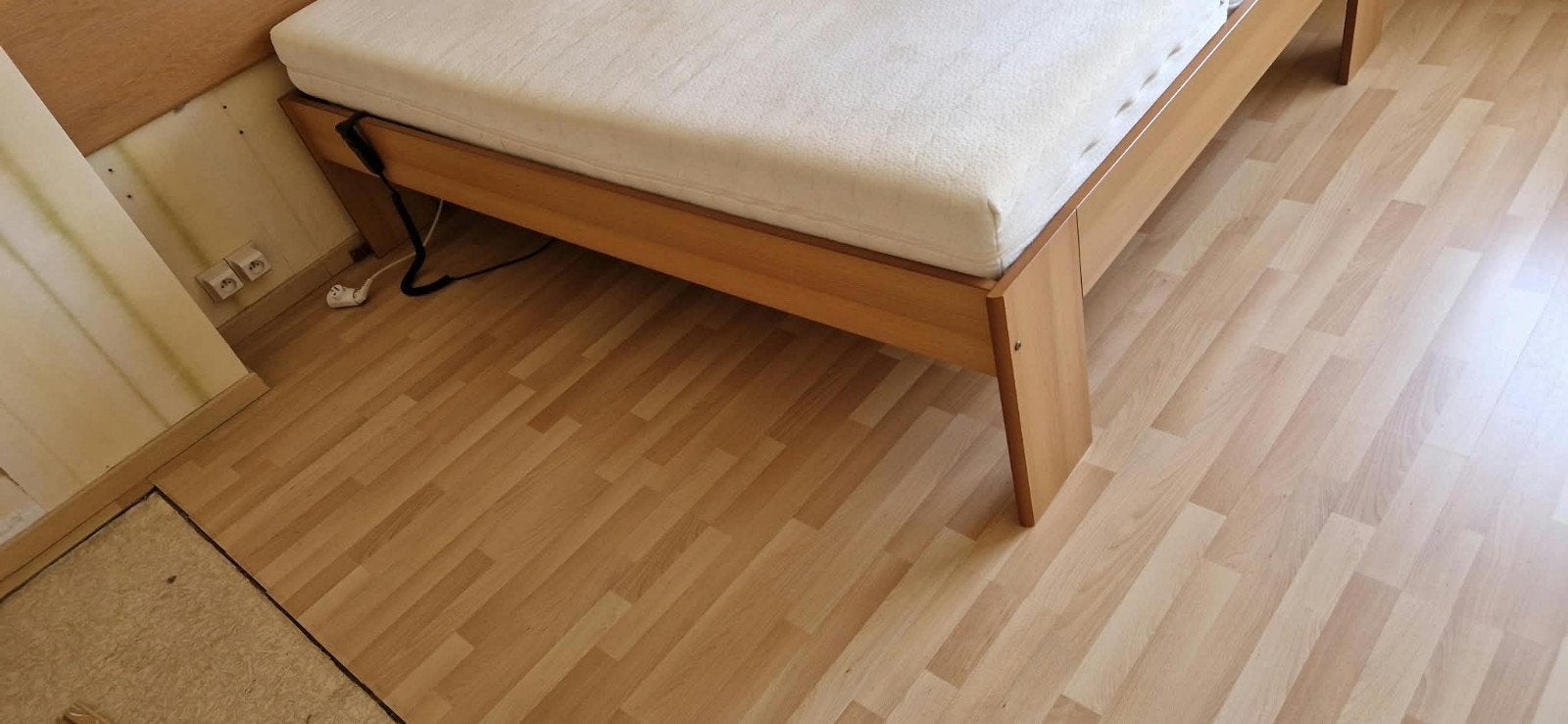 bed 1.60 x 2.00 verstelbaar hoofd en voeteinde, Huis en Inrichting, Ophalen, Verstelbaar