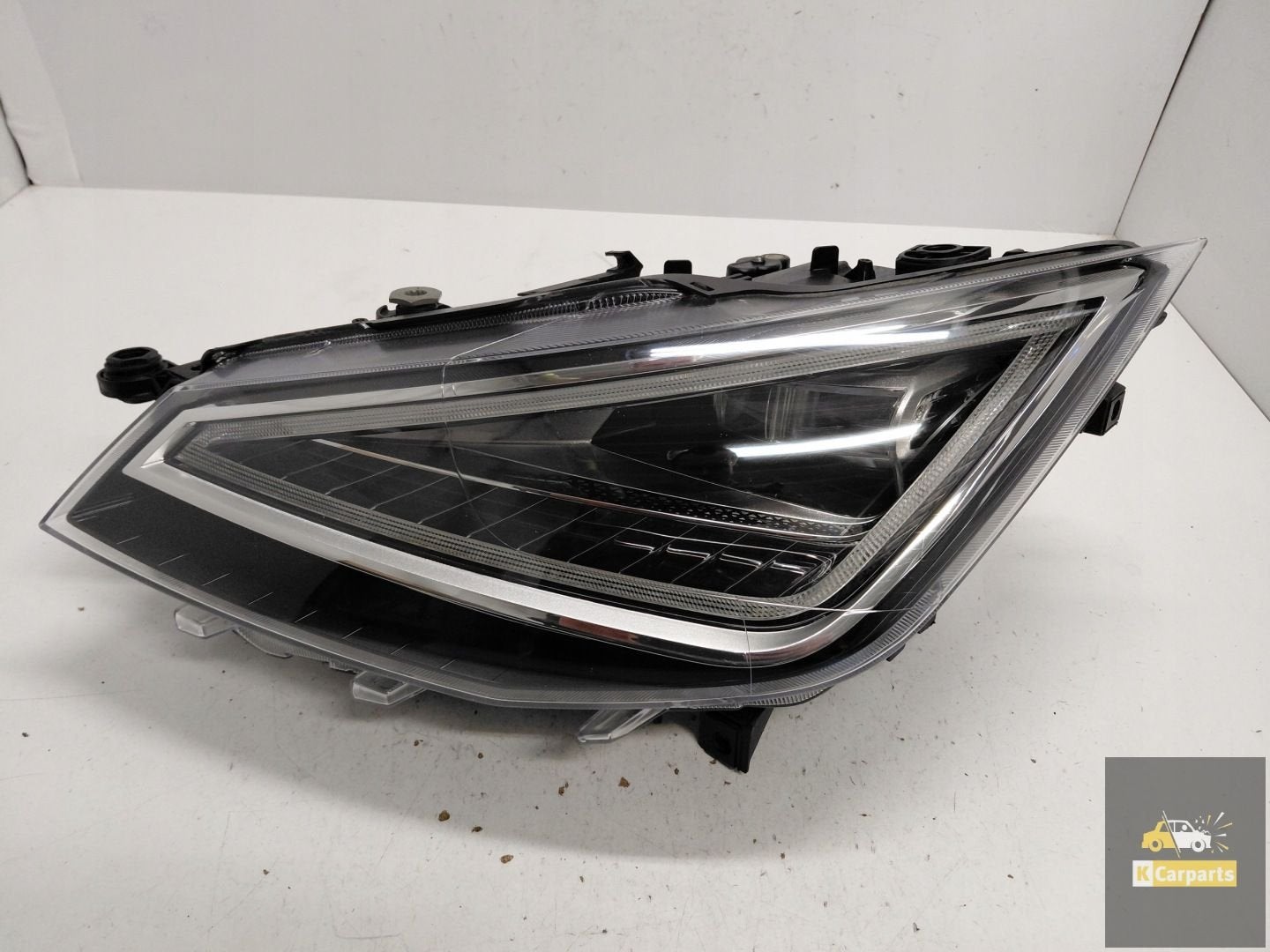 6F1.941.007.F, Seat Ibiza V Lift Arona Lift Volledig Led-lam, Auto-onderdelen, Gebruikt, Autovia A-2, Km 585 585
08760  Martorell, ES
