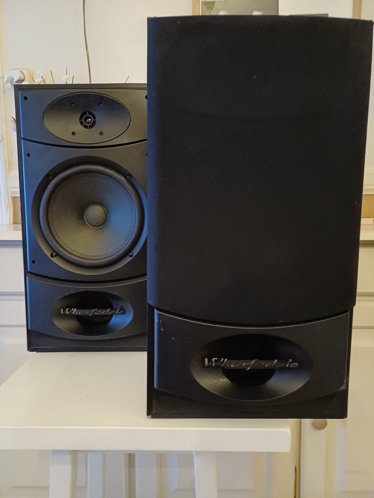 Wharfedale Valdus 300 luidsprekers - Set van 2 (100W), Audio, Tv en Foto, Luidsprekerboxen, Ophalen, Wharfedale